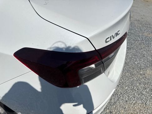 Used 2025 Honda Civic Sport Touring image 12