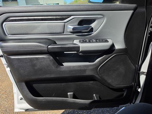 Used 2020 RAM 1500 Big Horn AWD/4WD image 15