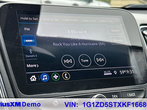 Used 2019 Chevrolet Malibu LT FWD image 27