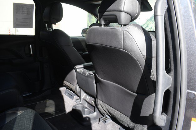 Used 2025 Toyota Sienna Limited AWD/4WD image 28