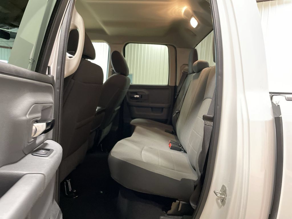 Used 2024 RAM 1500 Classic SLT AWD/4WD image 21