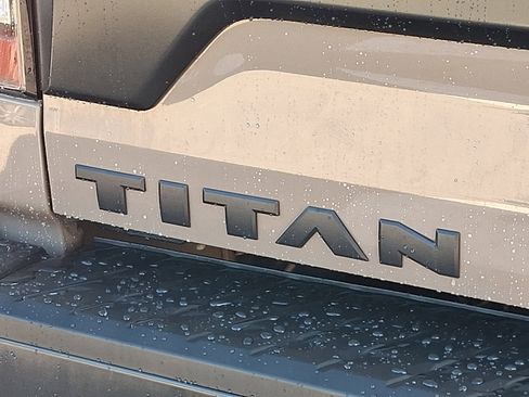 Used 2023 Nissan Titan PRO-4X w/ Pro-4x Utility Package image 30