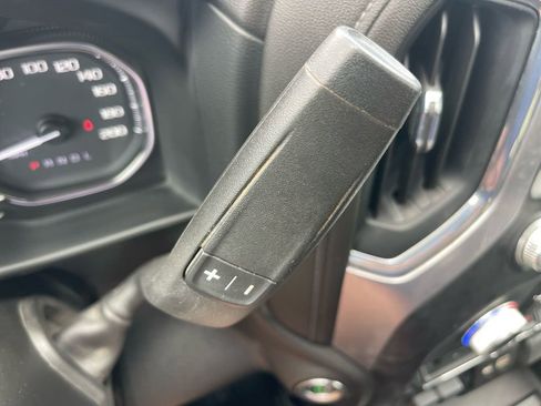 Used 2023 GMC Sierra 2500 SLE image 16