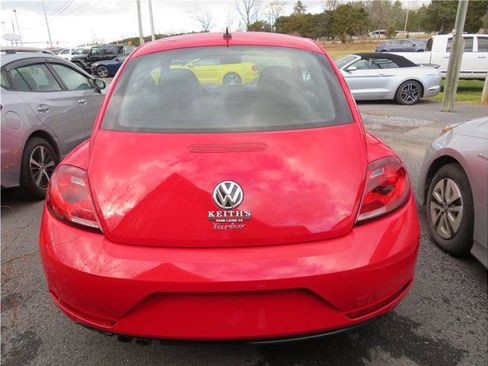 Used 2017 Volkswagen Beetle 1.8T image 16