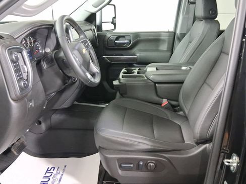 Used 2023 Chevrolet Silverado 2500 LTZ image 6