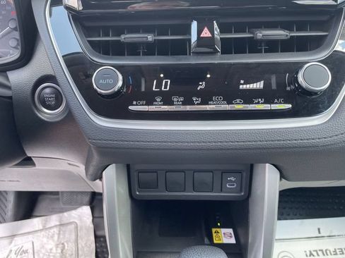 Used 2023 Toyota Corolla Cross LE FWD image 20