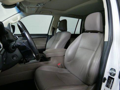 Used 2022 Lexus GX 460 Premium image 9