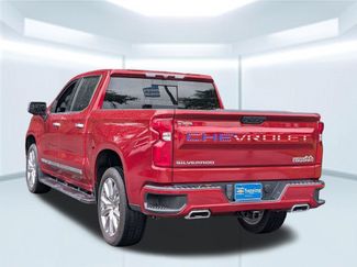 Used 2023 Chevrolet Silverado 1500 High Country w/ High Country Premium Package AWD/4WD video 3