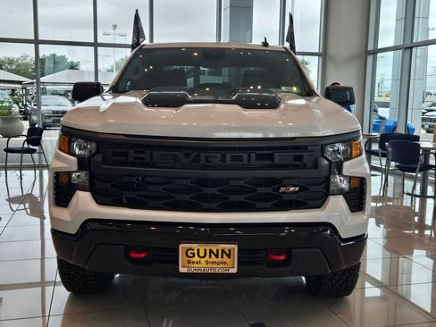 New 2026 Chevrolet Silverado 1500 Custom Trail Boss AWD/4WD image 2