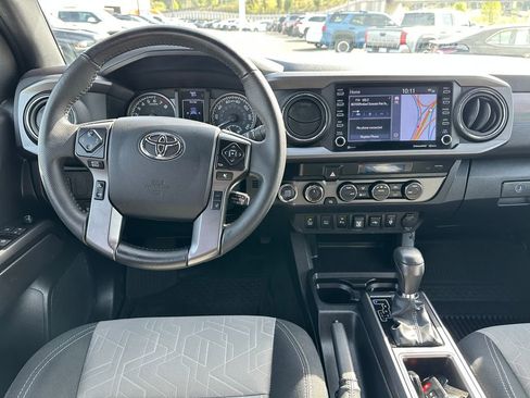 Certified 2023 Toyota Tacoma TRD Off-Road w/ Technology Package AWD/4WD image 16