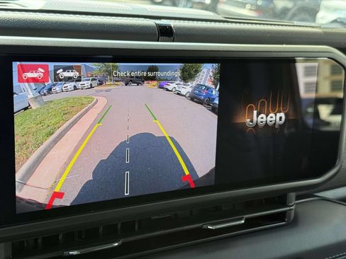 New 2026 Jeep Wrangler Unlimited Rubicon AWD/4WD image 28