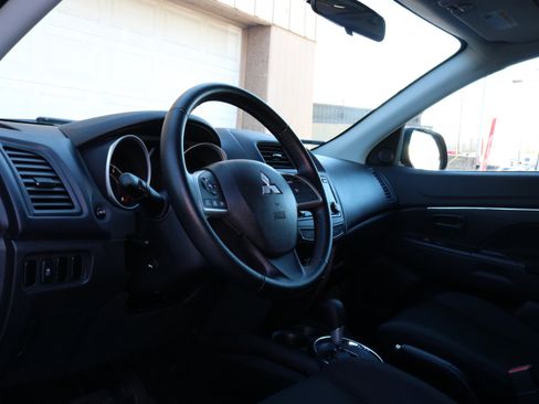 Used 2015 Mitsubishi Outlander Sport ES image 20