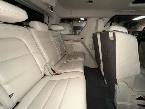 Used 2018 Lincoln Navigator Reserve w/ Technology Package image 24