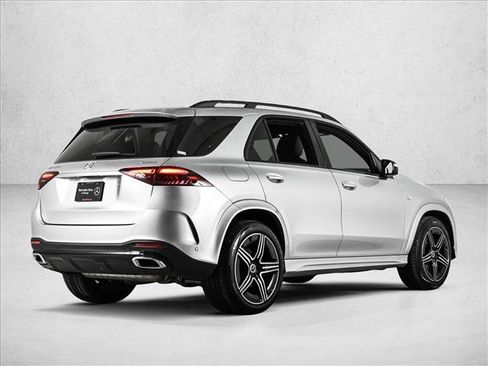 Certified 2025 Mercedes-Benz GLE 450e 4MATIC image 5