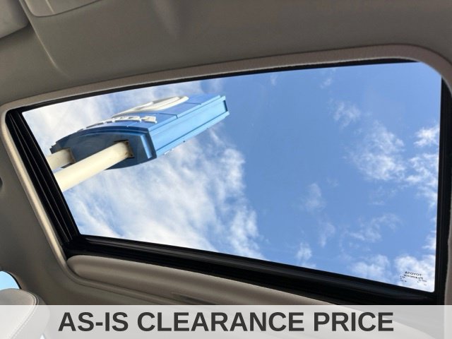 Used 2013 Toyota RAV4 XLE AWD/4WD image 32