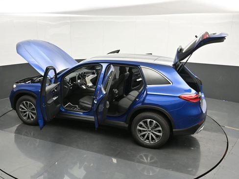 New 2025 Mercedes-Benz GLC 300 GLC 300 image 49