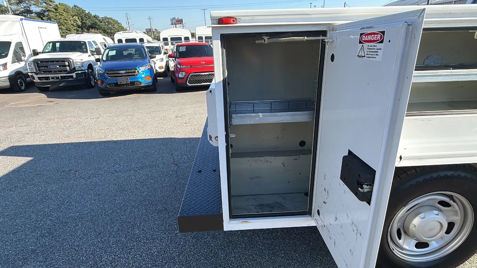 Used 2015 Ford F250 XL RWD image 22