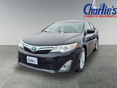 Used 2014 Toyota Camry Hybrid image 1