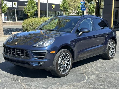 Used 2017 Porsche Macan AWD/4WD image 4