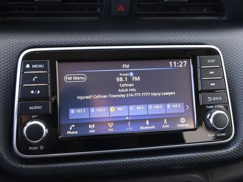 Used 2022 Nissan Kicks S image 14