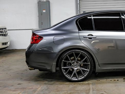 Used 2015 INFINITI Q40 image 8