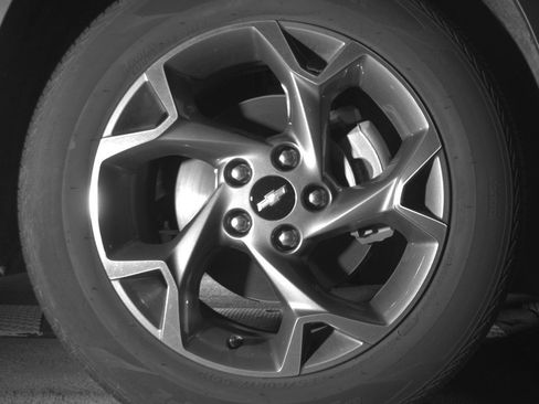 Used 2025 Chevrolet Trax LT image 13