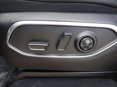 New 2026 Jeep Grand Wagoneer L Limited AWD/4WD image 14