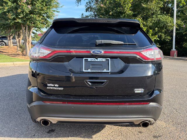 Used 2018 Ford Edge SEL w/ Equipment Group 201A AWD/4WD image 4