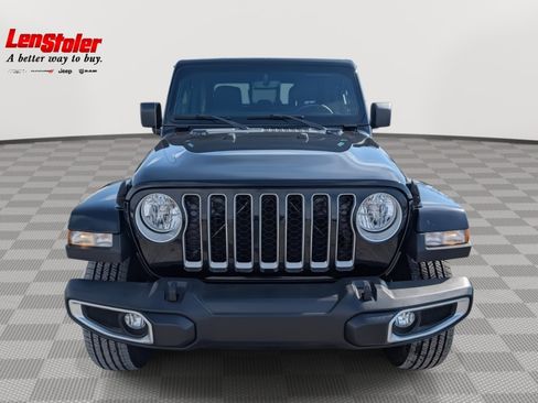 Used 2022 Jeep Gladiator Overland w/ Popular Equipment Package image 7