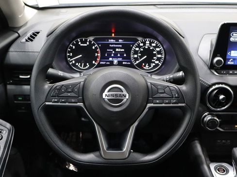 Used 2023 Nissan Sentra SV image 15