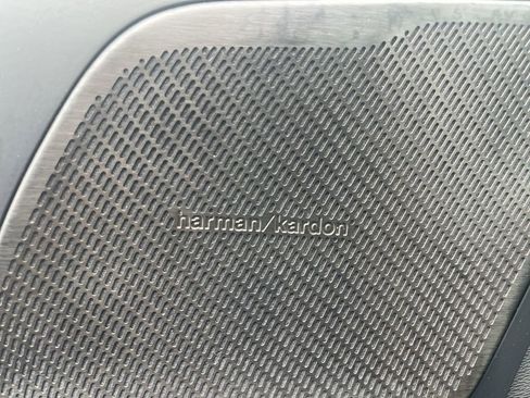 Used 2024 Volvo XC60 B5 Plus image 27