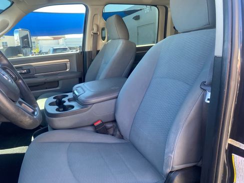 Used 2018 RAM 2500 SLT AWD/4WD image 11