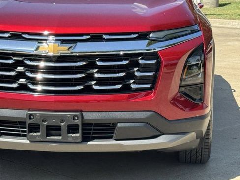 Used 2025 Chevrolet Equinox LT FWD image 10