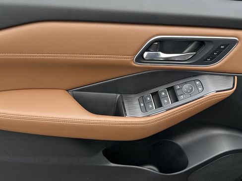 New 2026 Nissan Rogue Platinum AWD/4WD image 22