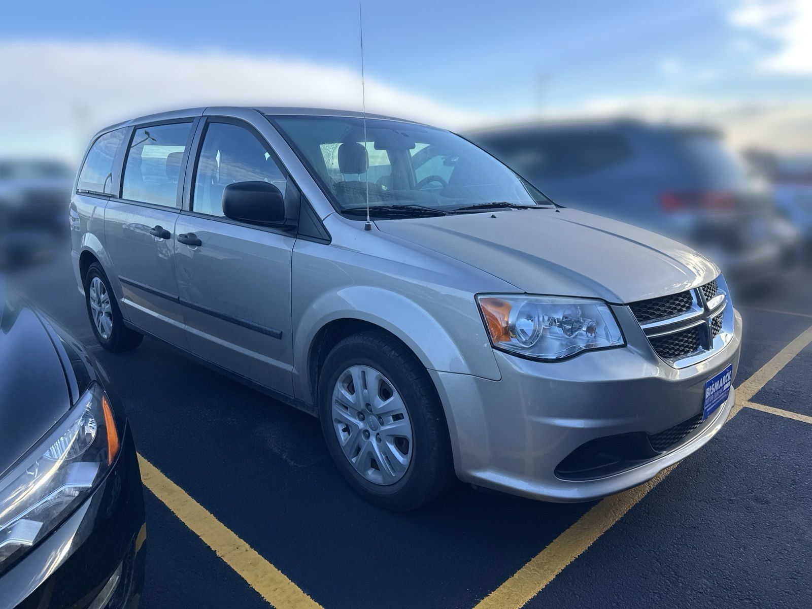 Used 2014 Dodge Grand Caravan American Value Package FWD image 2