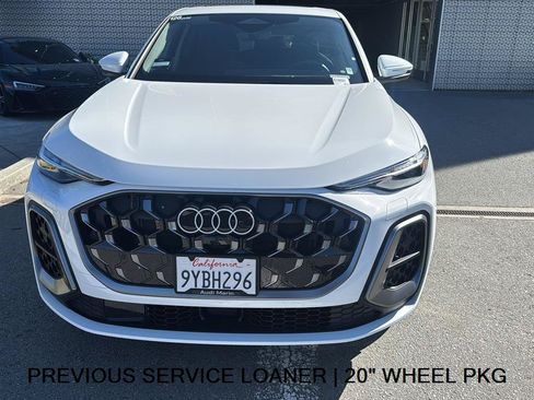 Used 2025 Audi Q5 Premium Plus w/ Premium Plus AWD/4WD image 2