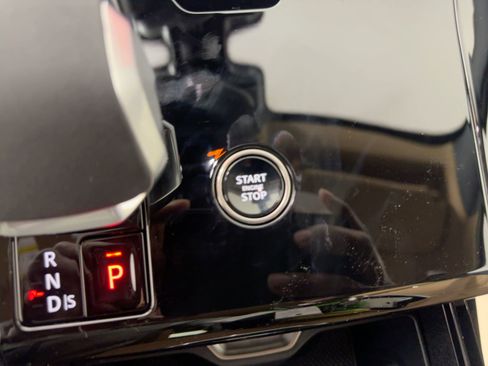 New 2026 Land Rover Range Rover Sport SE image 23