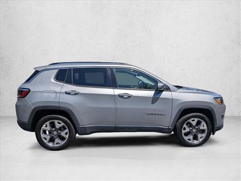 Used 2021 Jeep Compass Limited AWD/4WD image 4
