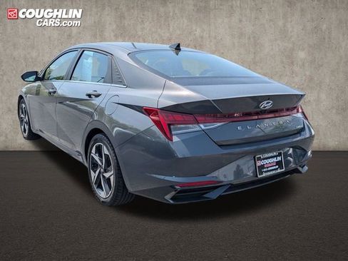 Certified 2023 Hyundai Elantra Limited w/ Cargo Package FWD image 5