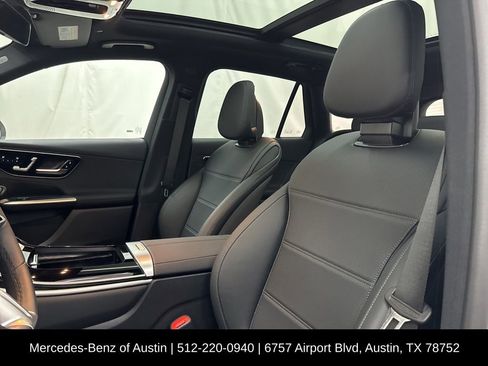 Certified 2026 Mercedes-Benz GLC 300 image 9