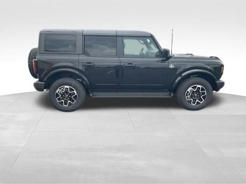 New 2026 Ford Bronco Outer Banks AWD/4WD image 7