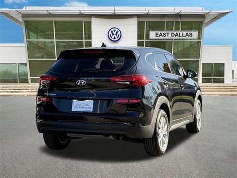 Used 2021 Hyundai Tucson SE image 3