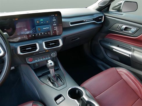 Used 2024 Ford Mustang GT Premium image 15