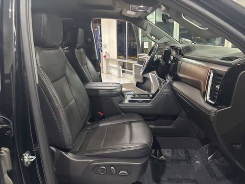 Used 2024 GMC Sierra 2500 Denali w/ Technology Package AWD/4WD image 37