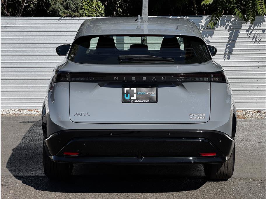 Used 2024 Nissan Ariya AWD image 11