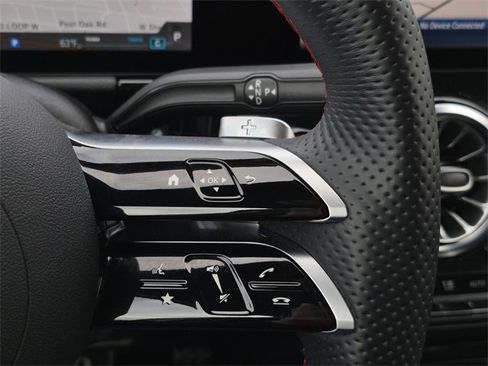 Certified 2025 Mercedes-Benz GLA 250 image 17