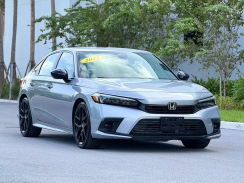 Used 2022 Honda Civic Sport image 1