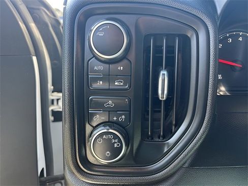 Used 2020 Chevrolet Silverado 1500 Custom w/ Custom Value Package image 20