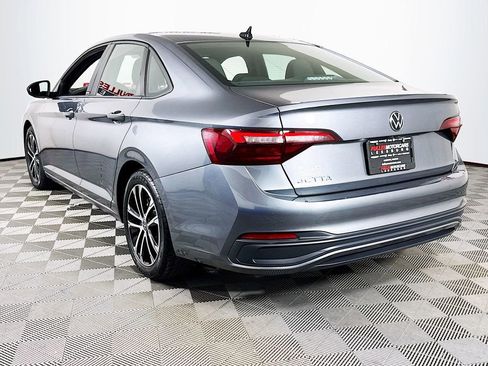 Used 2024 Volkswagen Jetta Sport FWD image 5