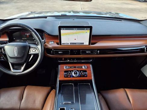 Certified 2022 Lincoln Aviator Reserve w/ Equipment Group 201A RWD image 7